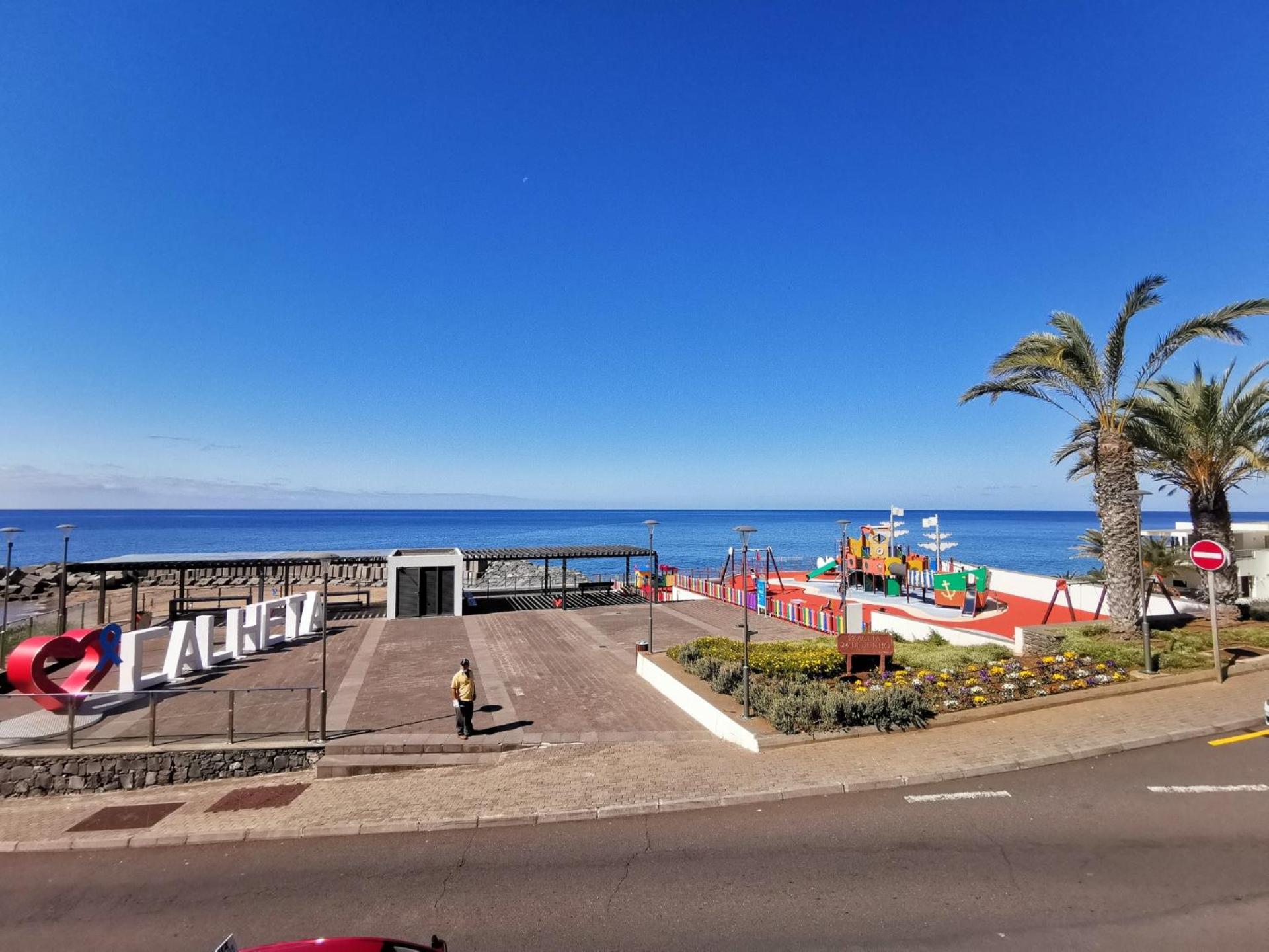 Chale Esmeralda - Charming Studios In Calheta Beach Exterior foto